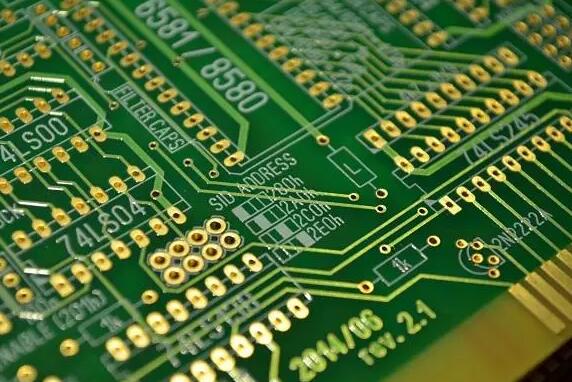 电路板厂给您解答PCB电路板比单面电路板更常用吗？
